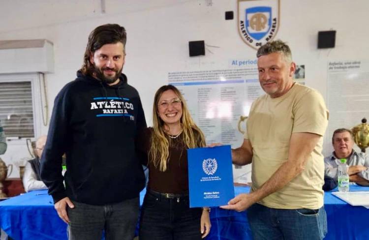 Calvo acompañó la celebración de los 100 años de las 500 millas argentinas en Rafaela