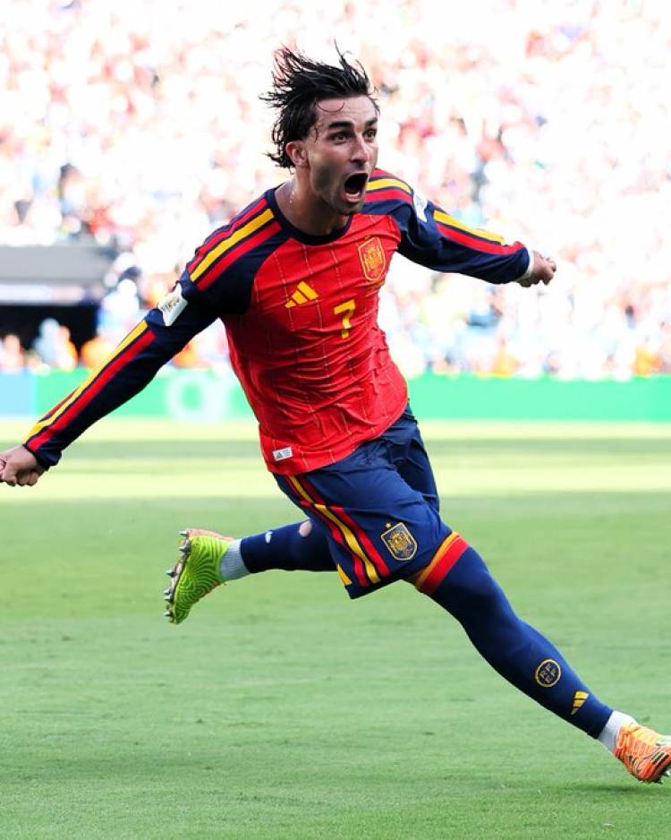 España campeona: las similitudes entre los títulos mundiales de 2010 y 2026