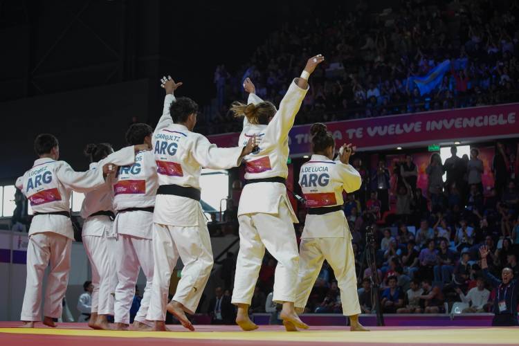 Judo: Brasil se quedó con el oro y Rosario vivió una jornada especial con los equipos mixtos